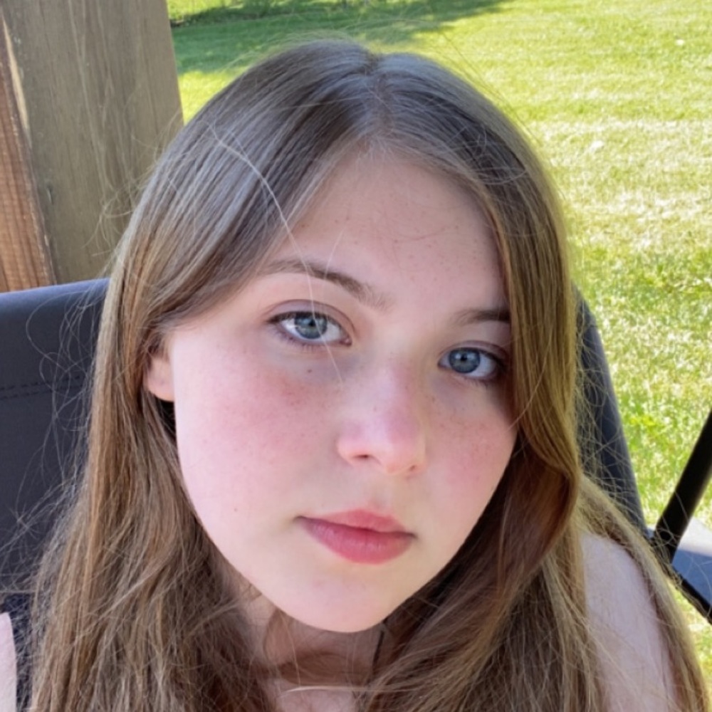 Meet your Posher, Gabi